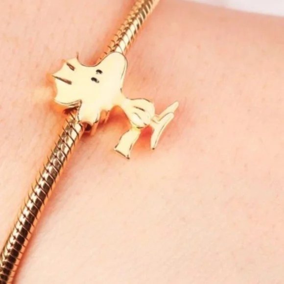 Woodstock Charm - Picture 2 of 3